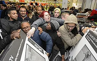 Saiba como comprar no Black Friday, nesta sexta-feira (25)