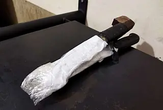 Motorista de aplicativo reage e rende ladrão após ter faca colocada no pescoço em Dourados