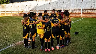 Selvíria conquista vitória e empate na Copa Polysport de Futebol Infantil