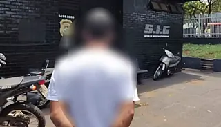 Jovem é preso e diz que matou venezuelano com 9 facadas após levar tapa no rosto
