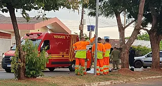  Motociclista morre após acidente com ônibus no Bairro de Lourdes, em Paranaíba