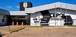 Motociclista de 21 anos morre após colisão e atropelamento