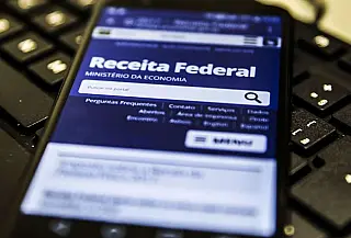 Receita libera consulta a segundo lote de restituição do IR