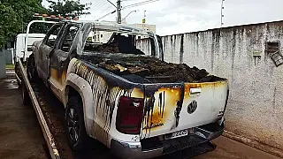 PRF apreende picape incinerada com mais de uma tonelada de maconha