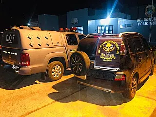 DOF prende na MS-156 um menor levando moto furtada dentro de carro roubado