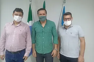 Deputado Lucas de Lima atende Camapuã com R$ 80 Mil para equipar hospital e escolas.