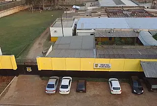 Presos rendem agente penitenciário e fogem de presídio em MS