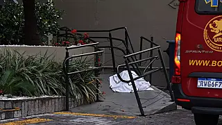 Mulher morre após cair do 12º andar de hotel em Campo Grande