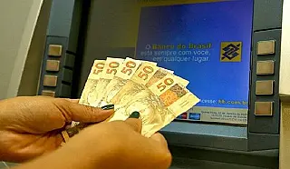 Servidores do Estado recebem salário no dia 1º de fevereiro com 10% de reajuste.