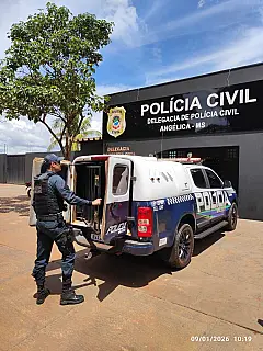 Polícia Militar atende ocorrência e conduz homem para delegacia