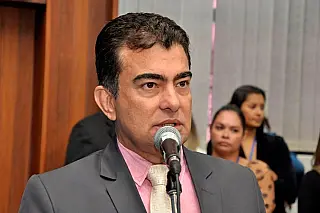 Marçal Filho participa de encerramento da campanha outubro rosa