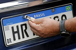 Novo sistema que gerencia e fiscaliza emplacamento veicular entra em operação em MS