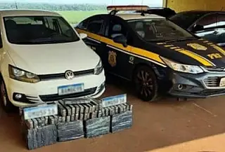 Homem com 138 quilos de maconha tenta fugir mas é preso pela PRF