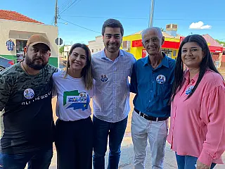 Pré-candidato a deputado estadual Rhiad prestigia caminhada do candidato a prefeito de Angélica