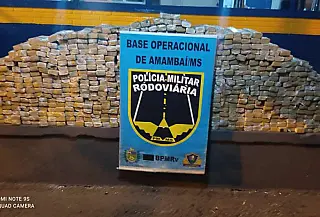 Dupla é presa com quase 1 tonelada de maconha na MS-156