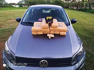 Condutor é preso com Drogas e Munições