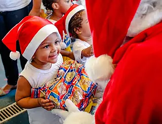 Para presentear crianças carentes, Governo lança Ação Solidária de Natal na quinta-feira