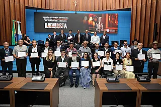 Profissionais do rádio são homenageados em sessão solene