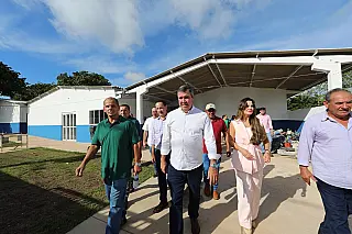 Rochedo recebe escola ampliada e recapeamento em pacote de obras
