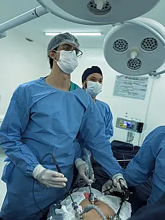 Hospital de Inocência realiza primeira cirurgia por videolaparoscopia e marca avanço na saúde