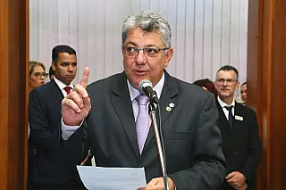 Covid-19: Evander quer do Governo medidas de redução do impacto econômico na população