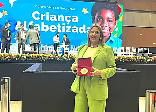 Aparecida do Taboado conquista selo ouro na alfabetização