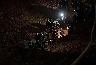 Menino de 5 anos é resgatado de poço de 32 metros no Marrocos; criança está morta.
