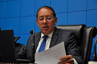 Gerson Claro solicita aparelho de raio-x digital para Miranda