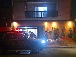 Suspeito de matar homem e ferir filho alega legítima defesa após conflitos de vizinhança