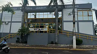 Prefeitura "empresta" máquinas e servidores para obra de aeródromo particular em Cassilândia