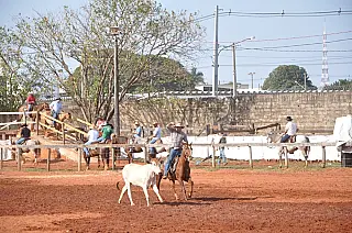 Laço comprido esporte genuinamente sul-mato-grossense