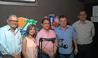 Marcelo Ascoli e autoridades visitaram a Radio Pindorama