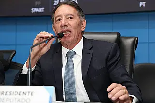 Presidente da ALEMS destaca equilíbrio fiscal e garantia de investimentos públicos para 2026