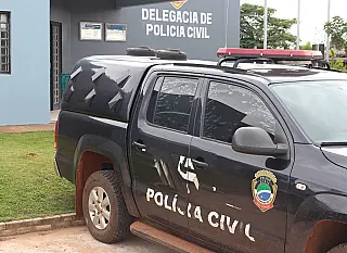 Paranaense é preso com maconha e espingarda em MS