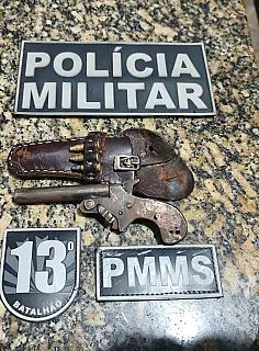 Operação Divisas prende suspeitos e apreende arma em Cassilândia
