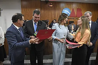 OAB homenageia apoio a congresso sobre autismo e ações de inclusão