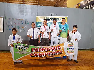 Sidrolândia conquista 4 ouros no Torneio Estadual de Karatê Olímpico