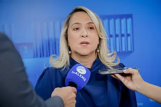 Lia Nogueira solicita reforço no efetivo e presença feminina na delegacia de Caarapó