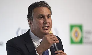 Acordo com Portugal pretende acelerar validação de diplomas