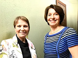 Marisa Serrano recebe no Congresso diploma Bertha Lutz ao lado de representativas mulheres do país