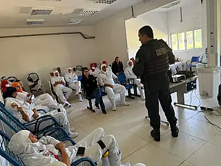 Polícia Militar realiza palestra sobre "Drogas e Suas Consequências" na indústria GeneSeas