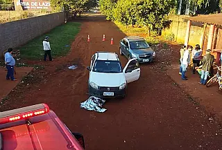 Homem morre após desmaiar no meio da rua e ser atropelado por veículo