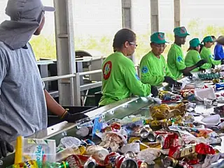MPMS lança "Nota Técnica" para gestores contratarem catadores