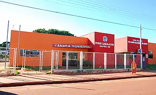 Vereador cobra esclarecimentos sobre ambulância comprada em 2024