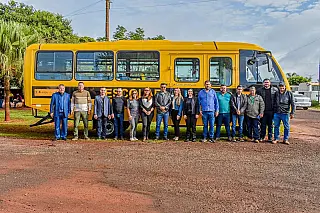 Selvíria recebe novo ônibus escolar para ampliar transporte de estudantes