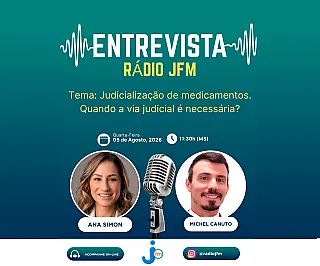 Jota FM debate judicialização de medicamentos em entrevista