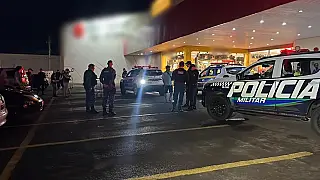 Homem é morto a tiros dentro de supermercado