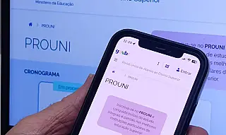 Pré-selecionados da segunda chamada devem comprovar informações nesta sexta-feira