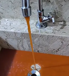 Moradores de Sidrolândia reclamam de água barrenta nas torneiras