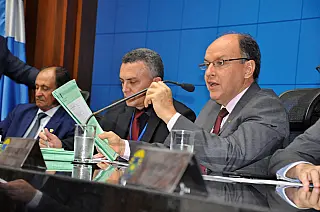Projeto sobre imunização a vírus não passa; faltou maioria absoluta